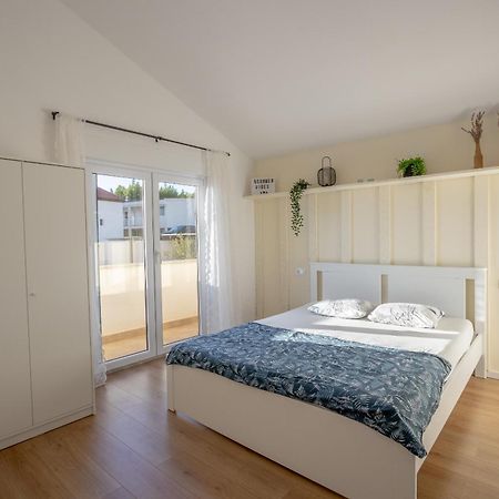 Apartman Rojo Omiš Exterior foto