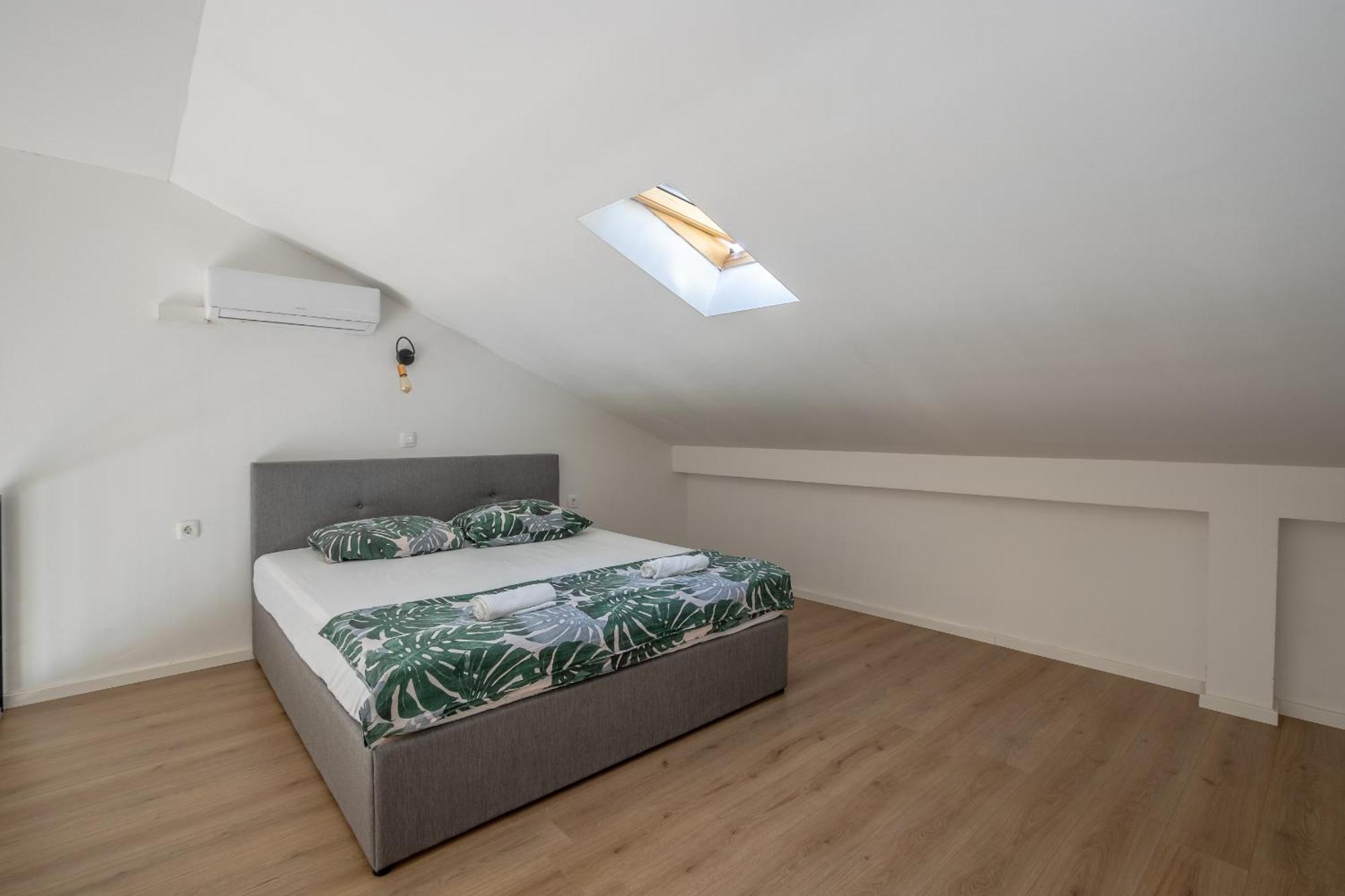 Apartman Rojo Omiš Exterior foto